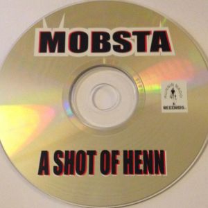 a-shot-of-henn-600-562-2.jpg