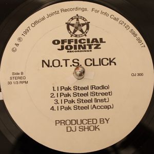 keep-ya-eyes-open-i-pak-steel-562-551-1.jpg